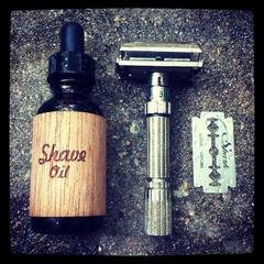 shave oil, safety razor & razor blade